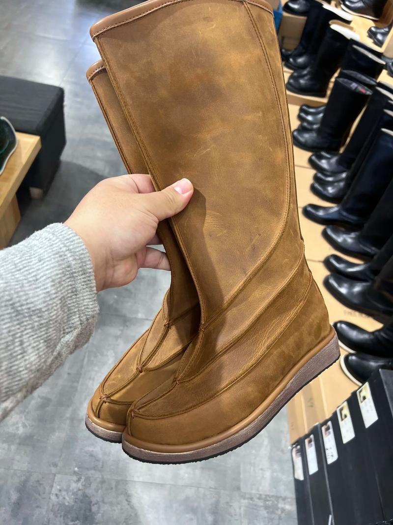马靴定制：传统工艺与现代设计的碰撞
